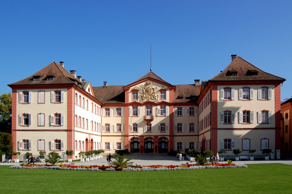 Mainau Island Palace, Germany jigsaw puzzle in Castles puzzles on TheJigsawPuzzles.com