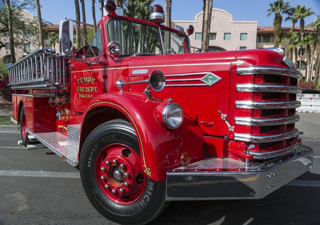 Antique Fire Engine in Tempe AZ jigsaw puzzle in Cars & Bikes puzzles on TheJigsawPuzzles.com