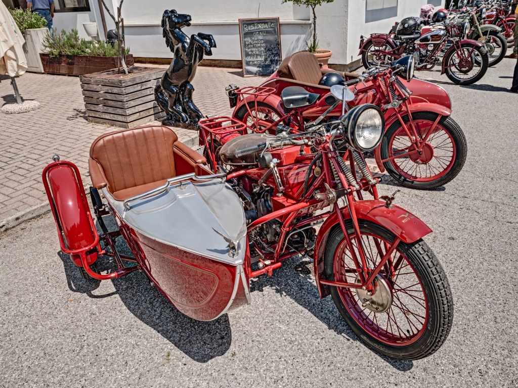 Vintage Italian Motorcycle Moto Guzzi jigsaw puzzle in Cars & Bikes puzzles on TheJigsawPuzzles.com