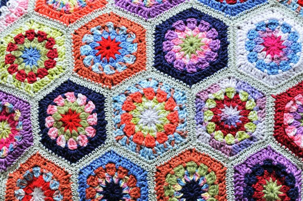 Crochet jigsaw puzzle in Handmade puzzles on TheJigsawPuzzles.com