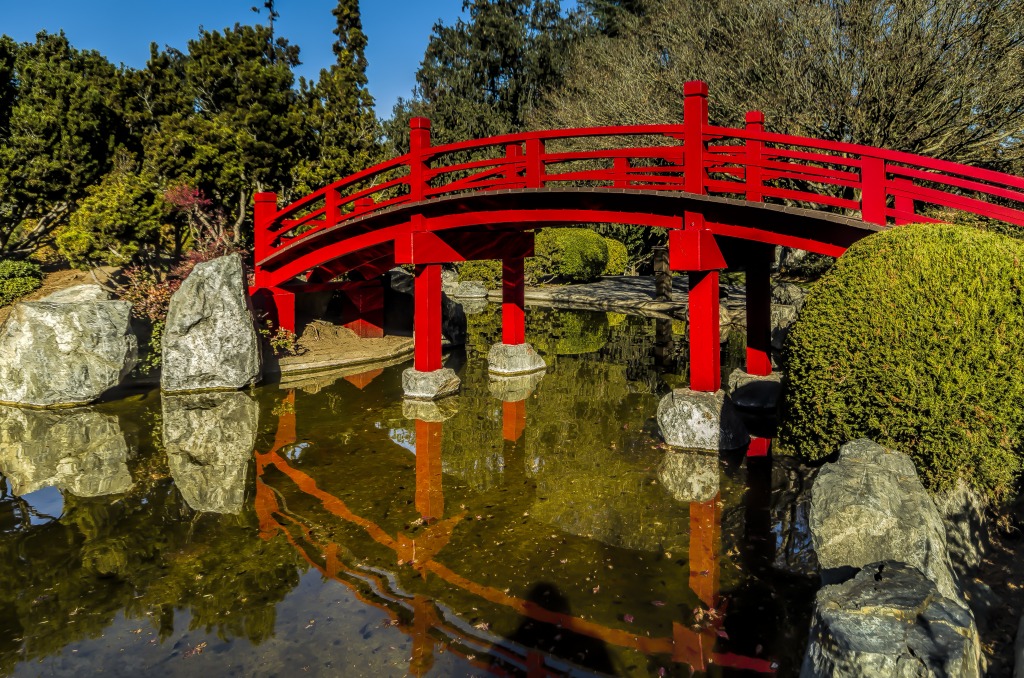 Footpath Bridge, Japanese Garden jigsaw puzzle in Puzzle of the Day puzzles on TheJigsawPuzzles.com