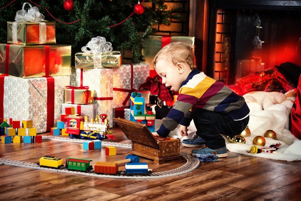 Under the Christmas Tree jigsaw puzzle in Christmas & New Year puzzles on TheJigsawPuzzles.com