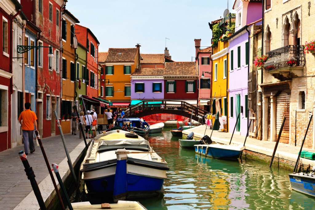 Burano, Venice, Italy jigsaw puzzle in Bridges puzzles on TheJigsawPuzzles.com