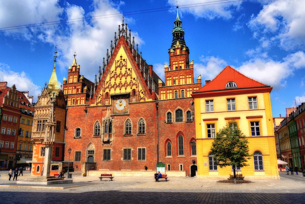 Wrocław City Hall, Poland jigsaw puzzle in Street View puzzles on TheJigsawPuzzles.com