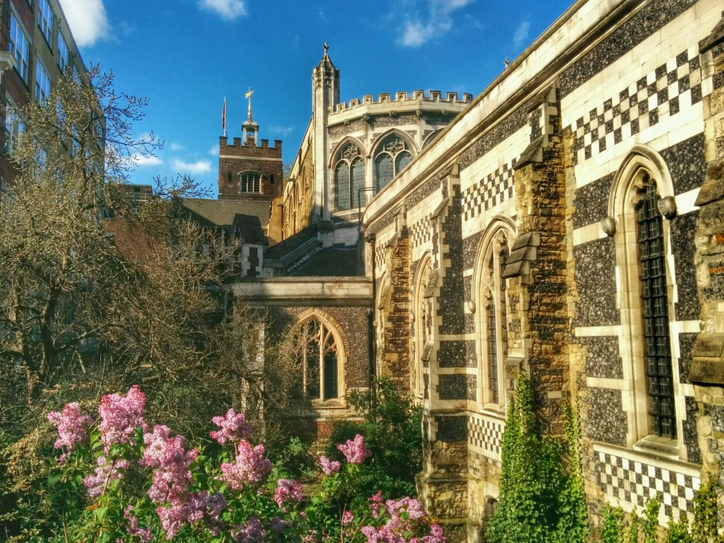 St Bartholomew's Church, Smithfield, London jigsaw puzzle in Castles puzzles on TheJigsawPuzzles.com