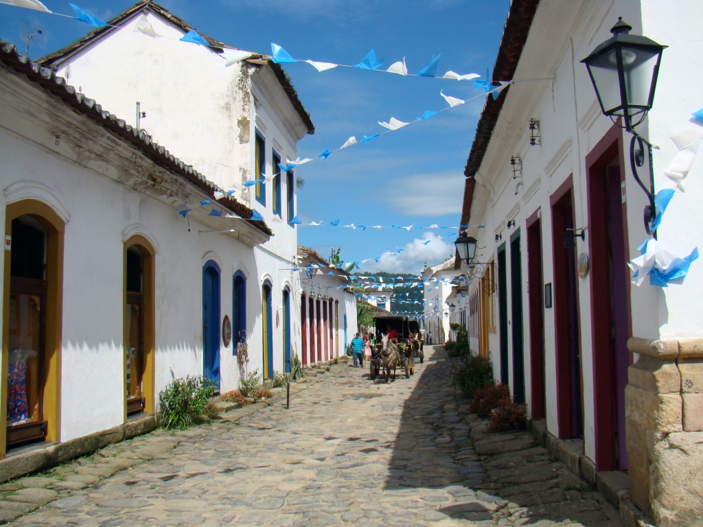 Paraty, Rio de Janeiro, Brazil jigsaw puzzle in Street View puzzles on TheJigsawPuzzles.com