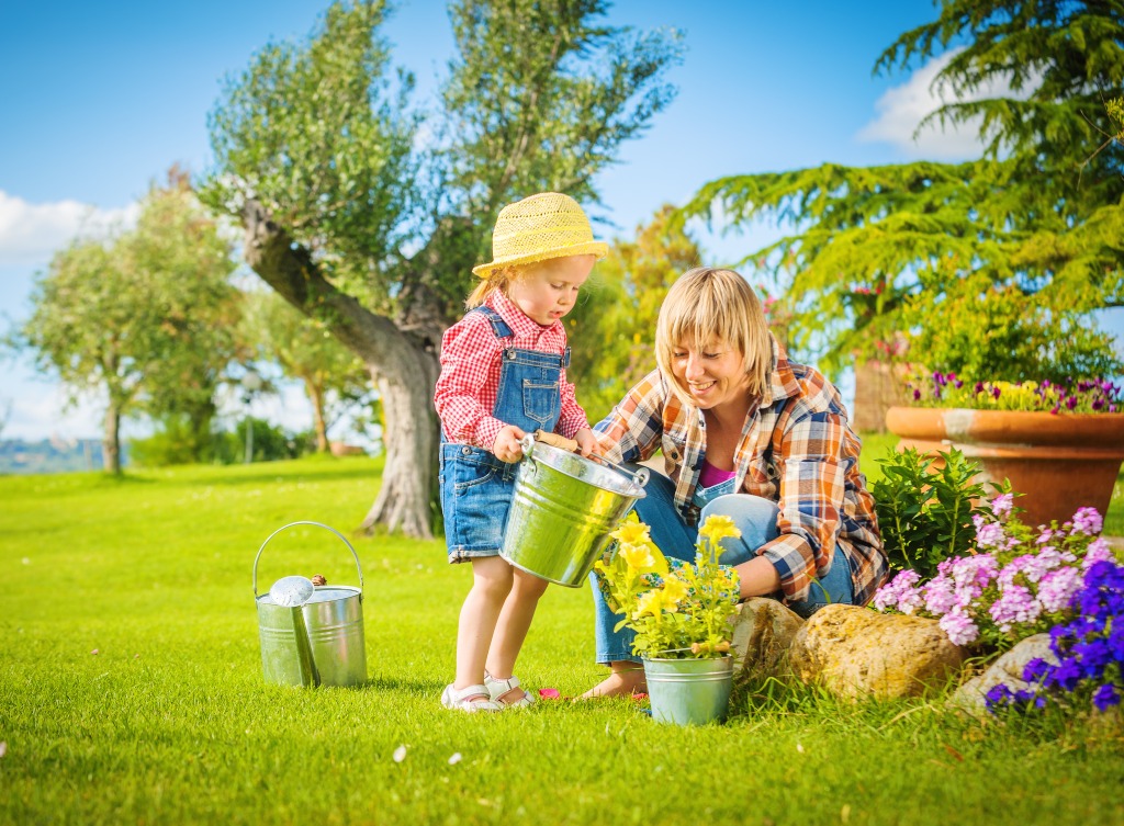 Helping in the Garden jigsaw puzzle in People puzzles on TheJigsawPuzzles.com