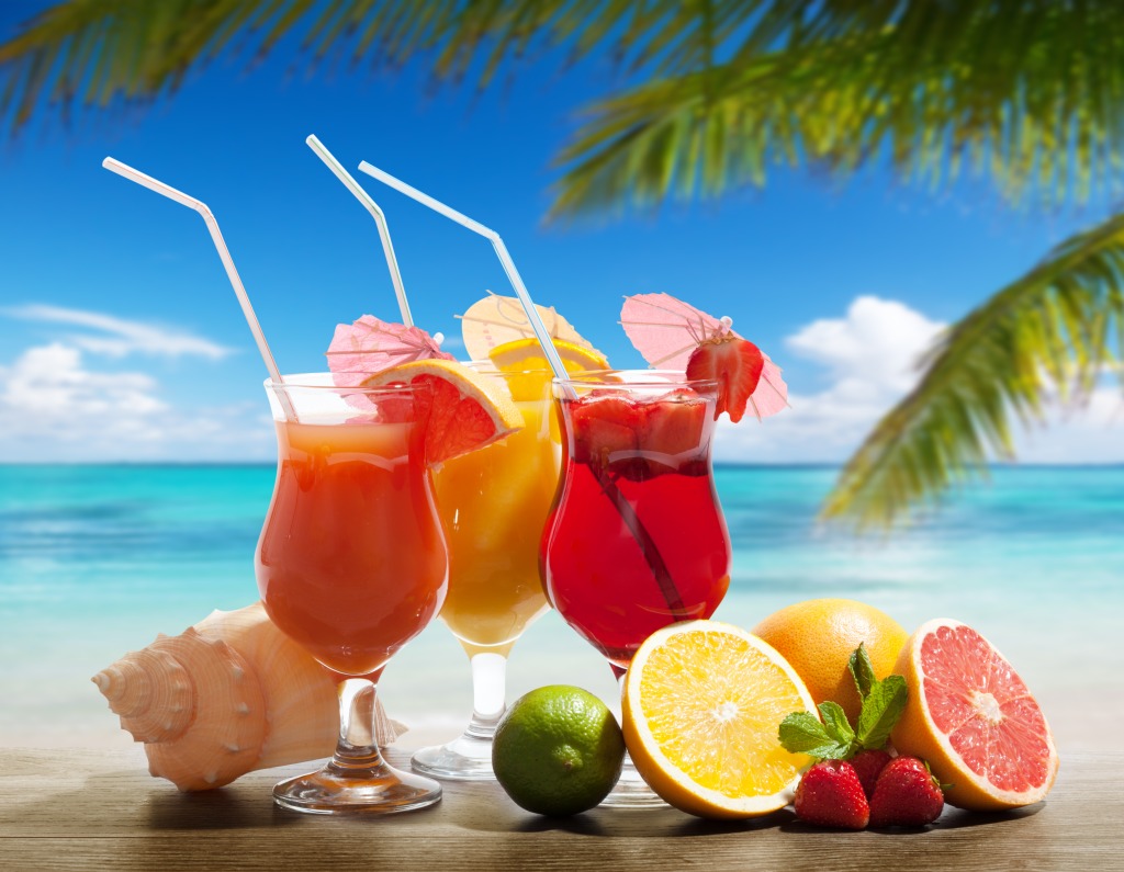 Cocktails on the Beach jigsaw puzzle in Fruits & Veggies puzzles on TheJigsawPuzzles.com