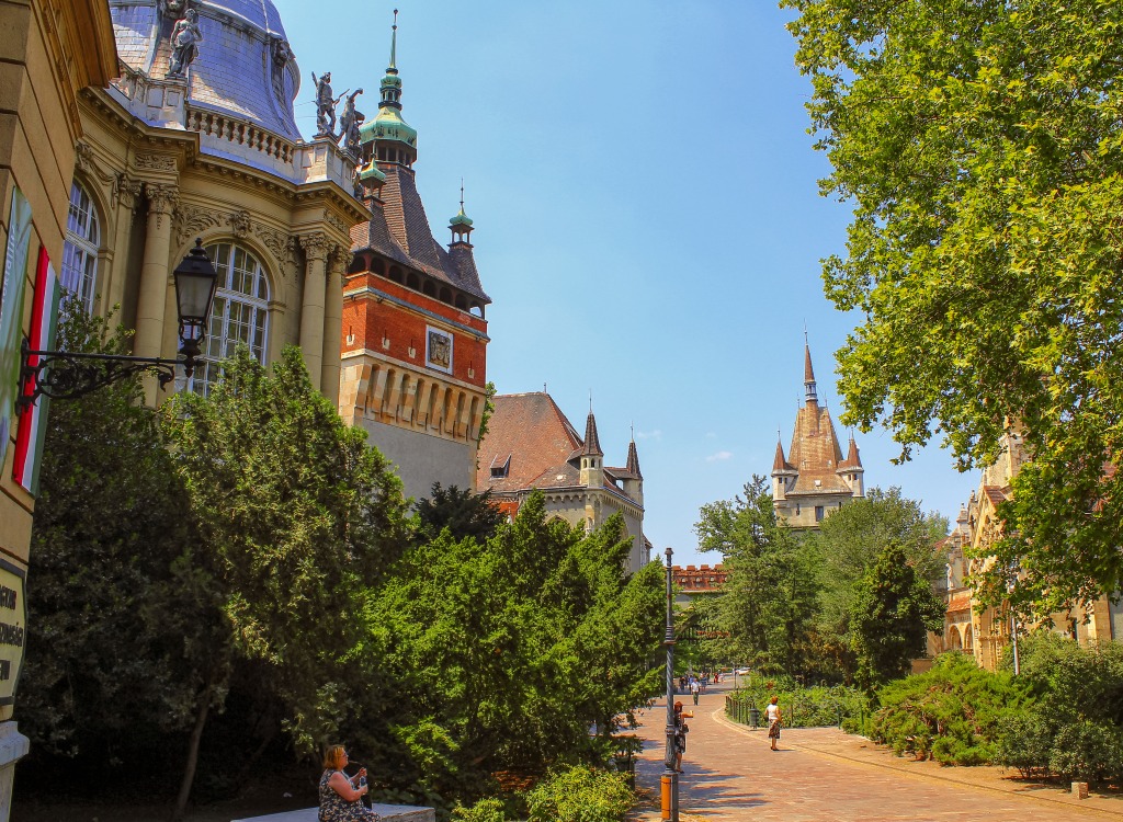 Vajdahunyad Castle, Budapest, Hungary jigsaw puzzle in Castles puzzles on TheJigsawPuzzles.com