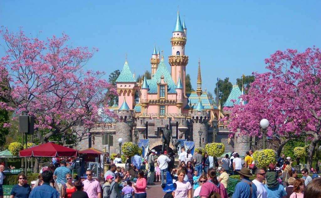 Springtime in Disneyland jigsaw puzzle in Castles puzzles on TheJigsawPuzzles.com