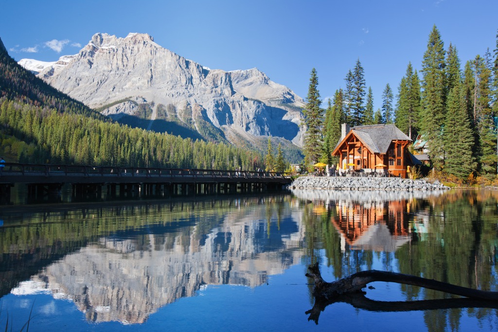 Emerald Lake, BC, Canadian Rockies jigsaw puzzle in Great Sightings puzzles on TheJigsawPuzzles.com