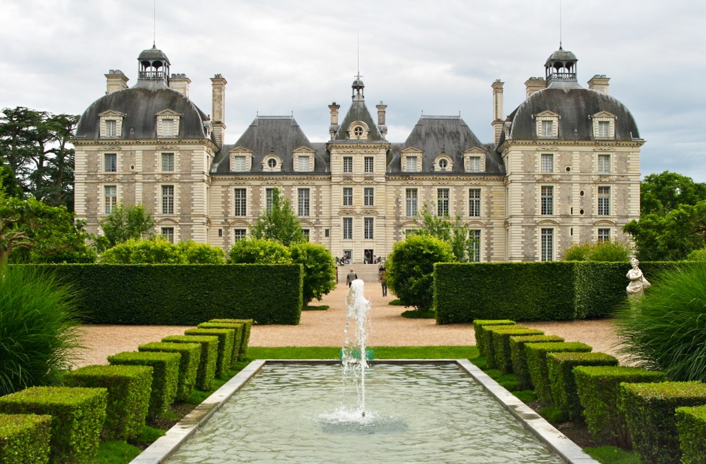 Château de Cheverny, France jigsaw puzzle in Castles puzzles on TheJigsawPuzzles.com