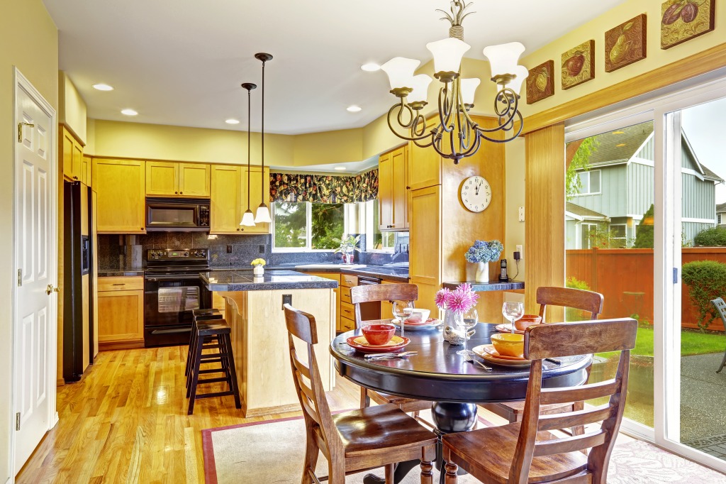 Dining Area in the Kitchen Room jigsaw puzzle in Food & Bakery puzzles on TheJigsawPuzzles.com