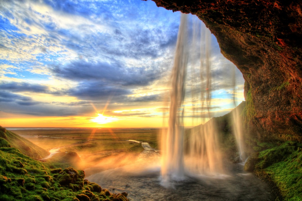 Seljalandfoss Waterfall, Iceland jigsaw puzzle in Waterfalls puzzles on TheJigsawPuzzles.com