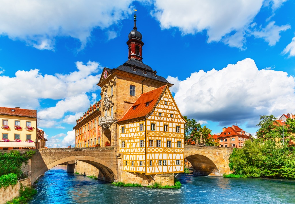 City Hall Building in Bamberg, Germany jigsaw puzzle in Bridges puzzles on TheJigsawPuzzles.com
