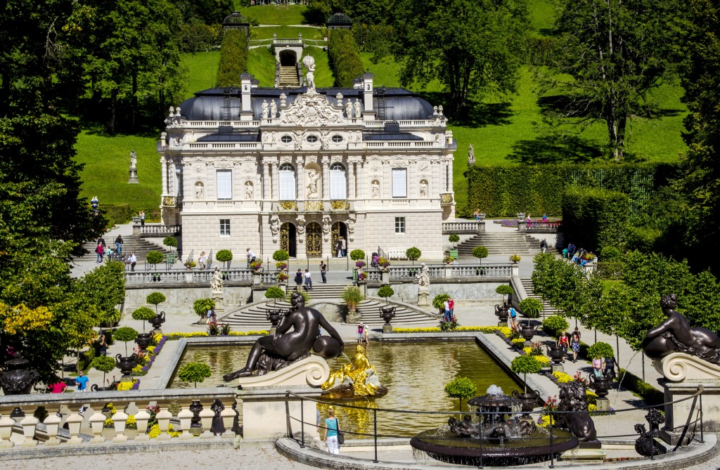 Schlosspark Linderhof, Bavaria, Germany jigsaw puzzle in Castles puzzles on TheJigsawPuzzles.com