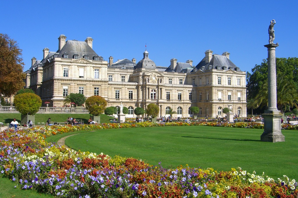 Luxembourg Palace in Paris jigsaw puzzle in Castles puzzles on TheJigsawPuzzles.com