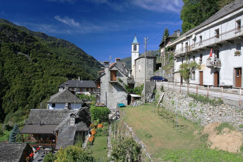 Mosogno, Switzerland jigsaw puzzle in Street View puzzles on TheJigsawPuzzles.com