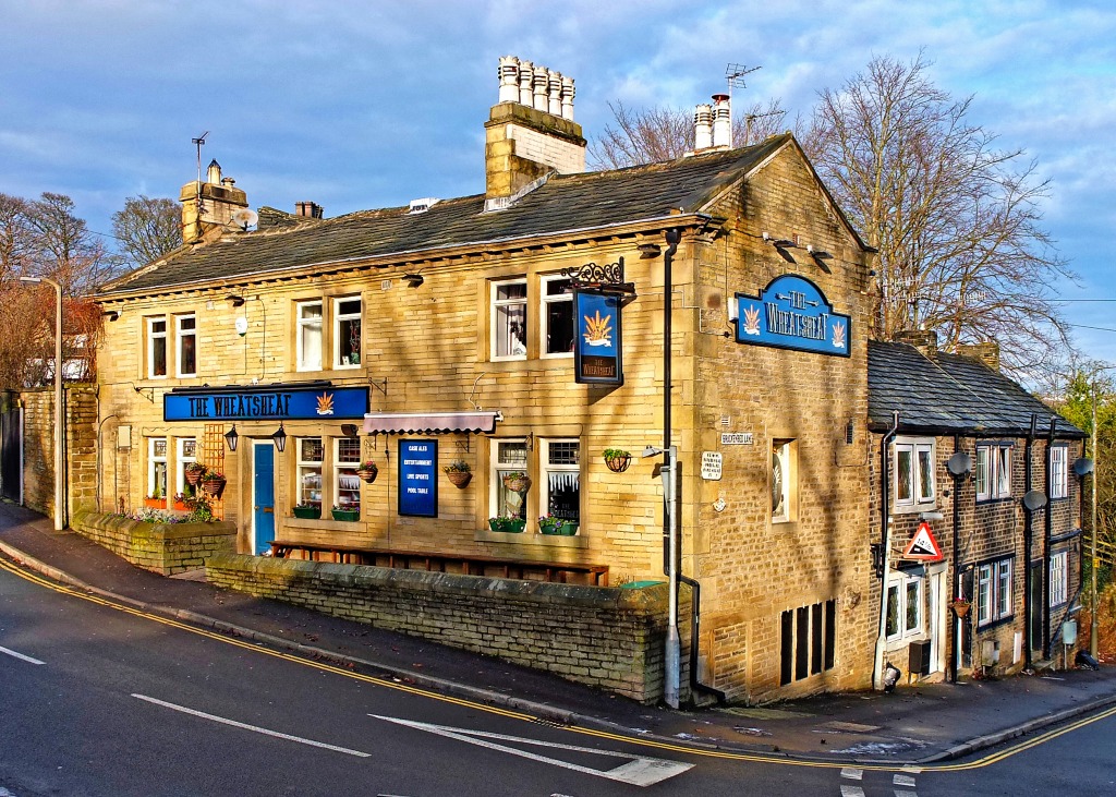 The Wheatsheaf, Halifax, England jigsaw puzzle in Street View puzzles on TheJigsawPuzzles.com