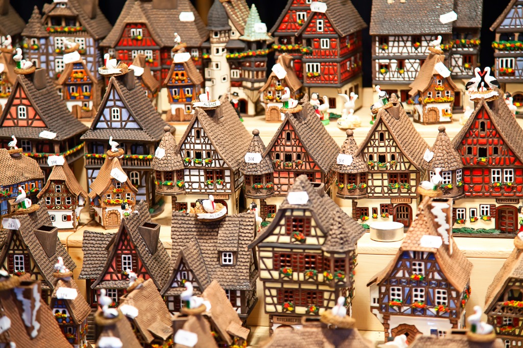 Christmas Market In Strasbourg jigsaw puzzle in Macro puzzles on TheJigsawPuzzles.com