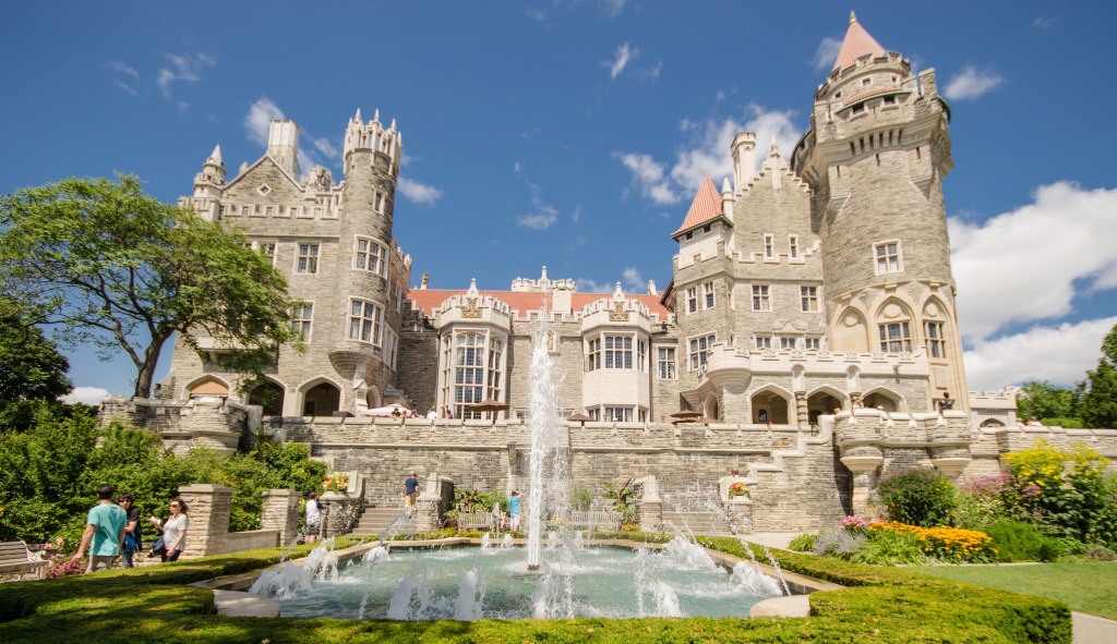 Casa Loma, Toronto, Canada jigsaw puzzle in Puzzle of the Day puzzles on TheJigsawPuzzles.com