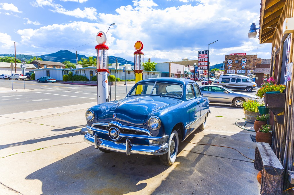Filling Station in Williams, Route 66 jigsaw puzzle in Cars & Bikes puzzles on TheJigsawPuzzles.com