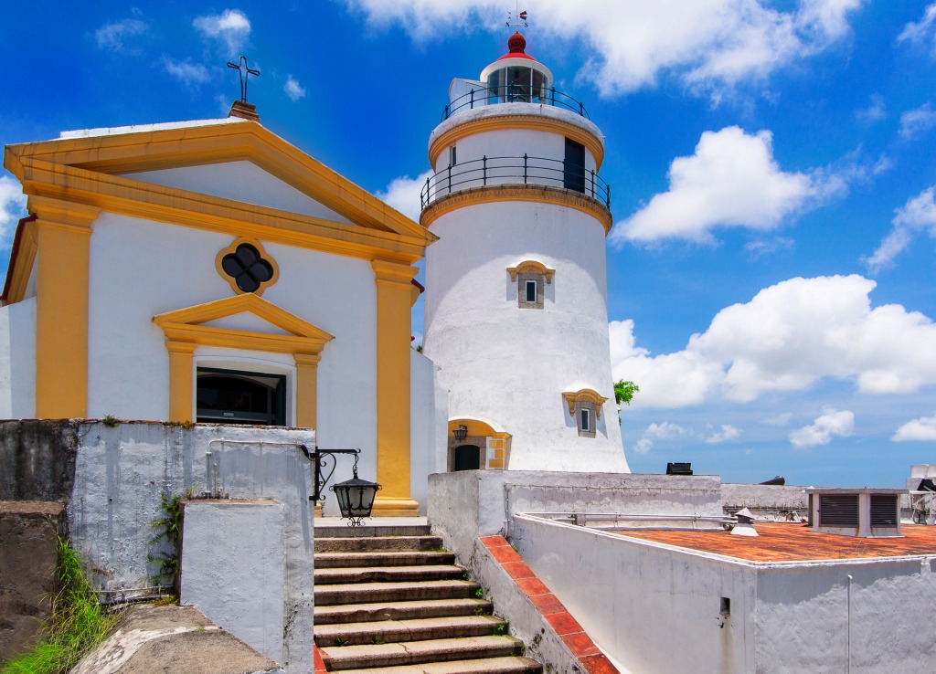 Guia Lighthouse, Fortress and Chapel, Macau jigsaw puzzle in Puzzle of the Day puzzles on TheJigsawPuzzles.com