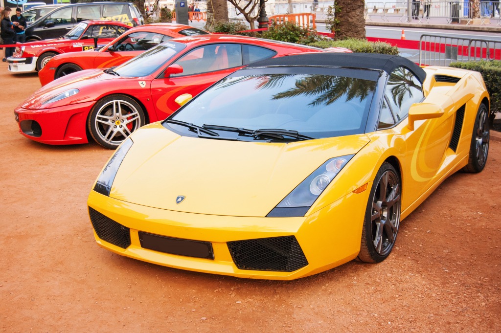 Lamborghini Gallardo in Spain jigsaw puzzle in Cars & Bikes puzzles on TheJigsawPuzzles.com