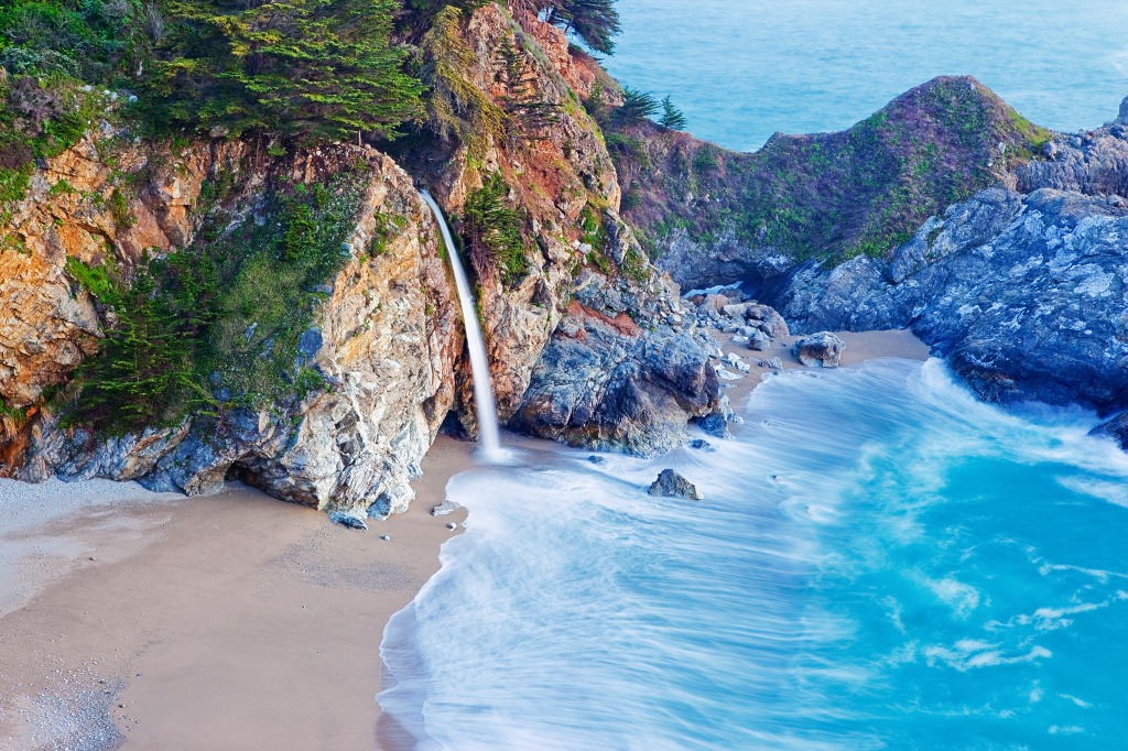 McWay Falls, Big Sur, California jigsaw puzzle in Waterfalls puzzles on TheJigsawPuzzles.com