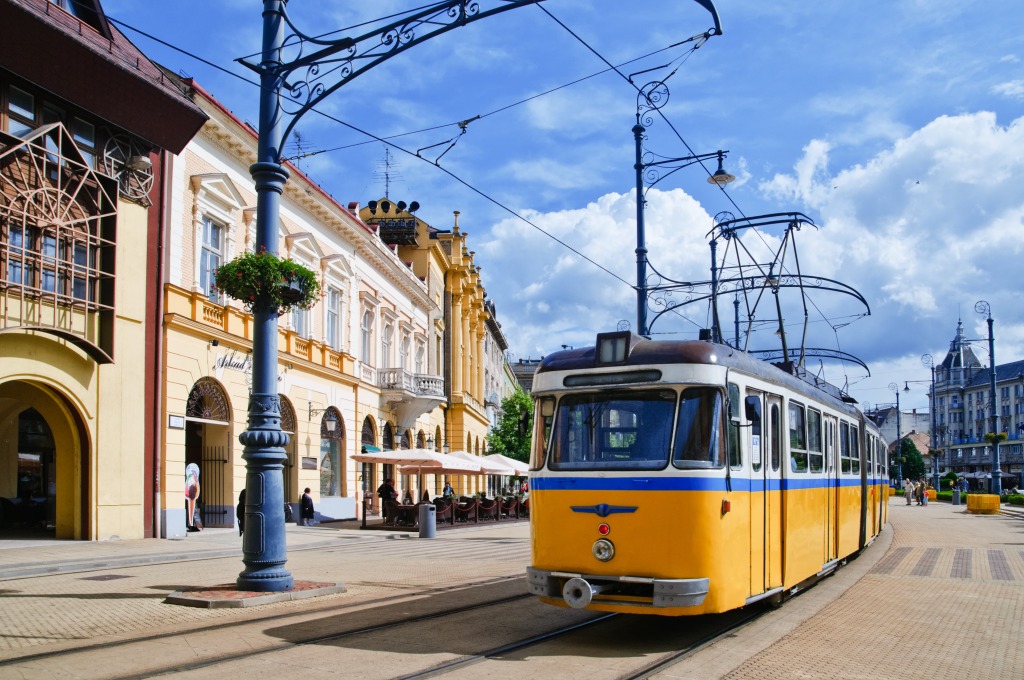 Old Hungarian Tram jigsaw puzzle in Street View puzzles on TheJigsawPuzzles.com