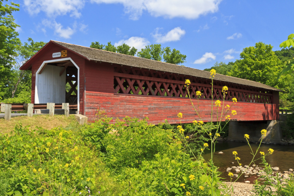 Henry Covered Bridge, Bennington, Vermont jigsaw puzzle in Bridges puzzles on TheJigsawPuzzles.com