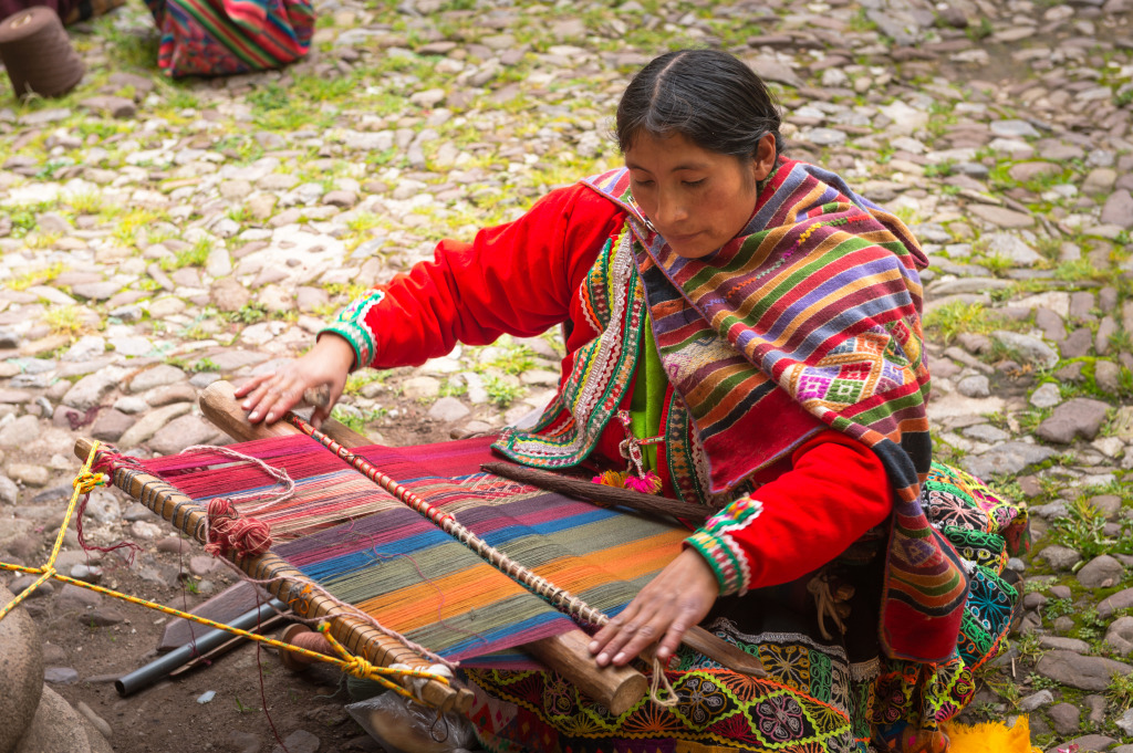 Woman Making Handicrafts, Cusco, Peru jigsaw puzzle in People puzzles on TheJigsawPuzzles.com