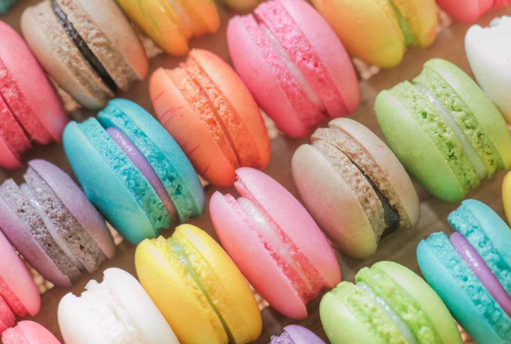 Colorful Macarons jigsaw puzzle in Food & Bakery puzzles on TheJigsawPuzzles.com