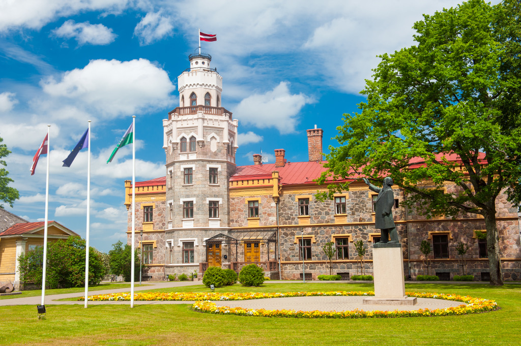 Neogothic Sigulda Castle in Latvia jigsaw puzzle in Castles puzzles on TheJigsawPuzzles.com