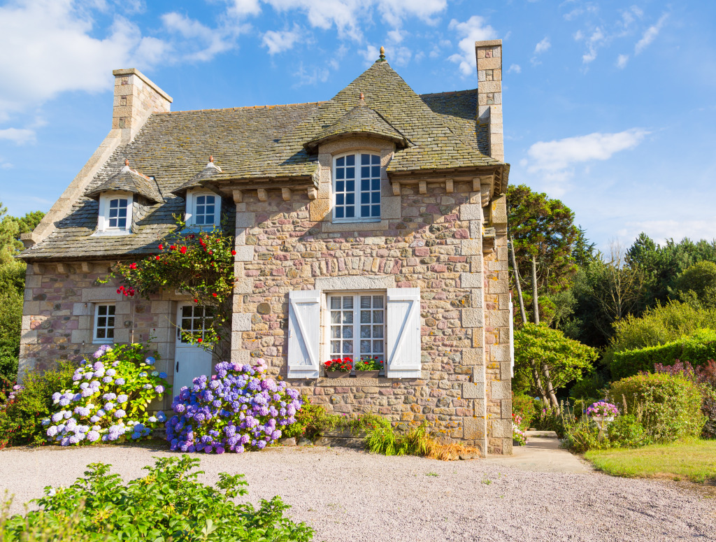 Traditional House in French Brittany jigsaw puzzle in Street View puzzles on TheJigsawPuzzles.com