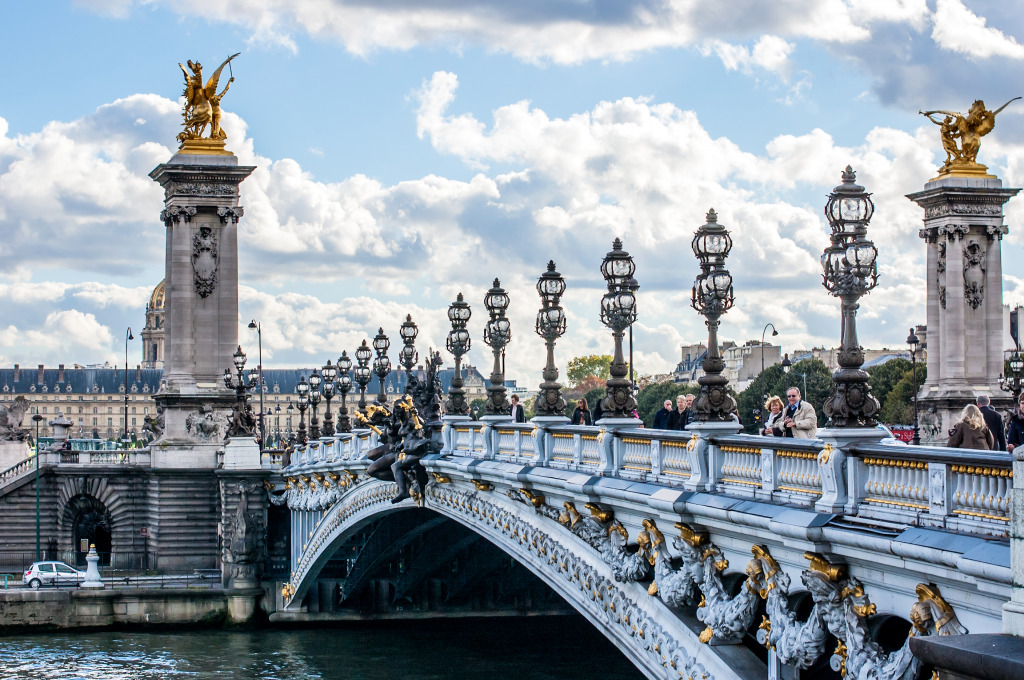 Alexandre III Bridge in Paris jigsaw puzzle in Bridges puzzles on TheJigsawPuzzles.com