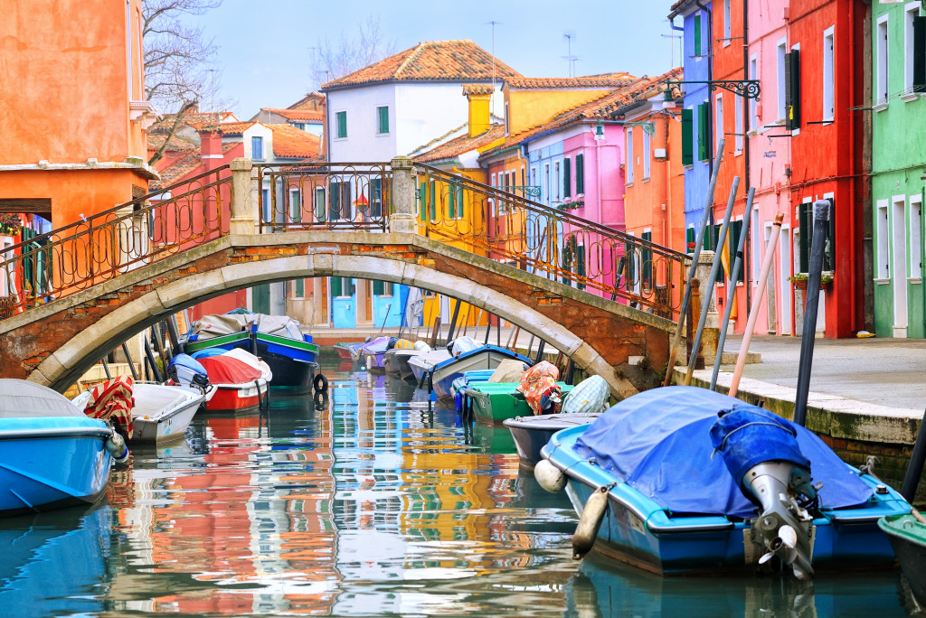 Burano Island, Venice jigsaw puzzle in Bridges puzzles on TheJigsawPuzzles.com