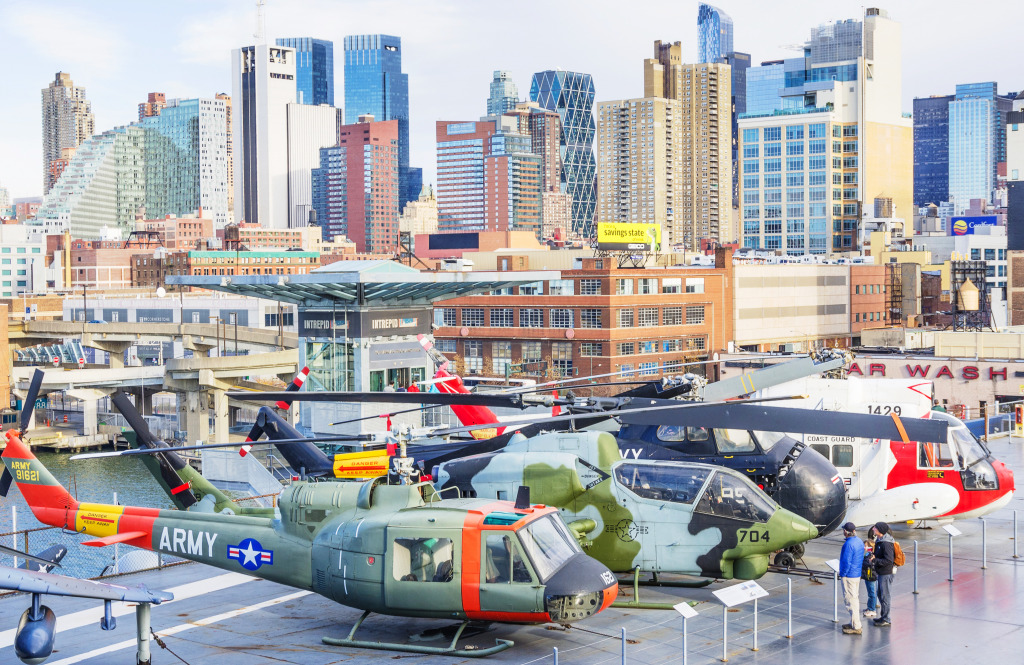 USS Intrepid Museum in New York City jigsaw puzzle in Aviation puzzles on TheJigsawPuzzles.com
