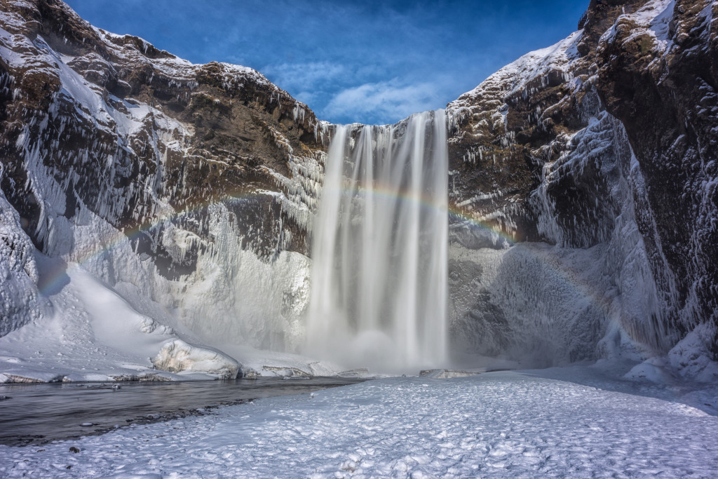 Skogafoss Waterfall in Iceland jigsaw puzzle in Waterfalls puzzles on TheJigsawPuzzles.com