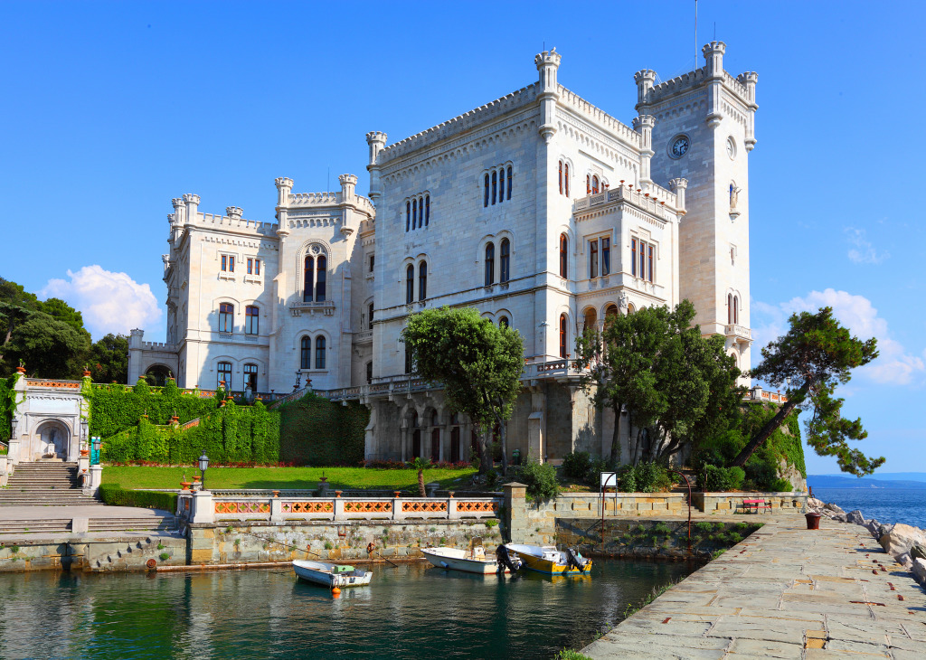 Miramare Castle in Trieste, Italy jigsaw puzzle in Castles puzzles on TheJigsawPuzzles.com