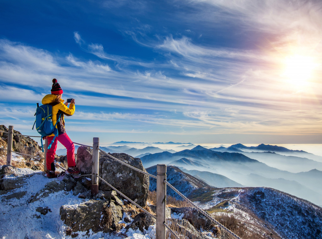 Hiker on a Mountain Peak jigsaw puzzle in People puzzles on TheJigsawPuzzles.com