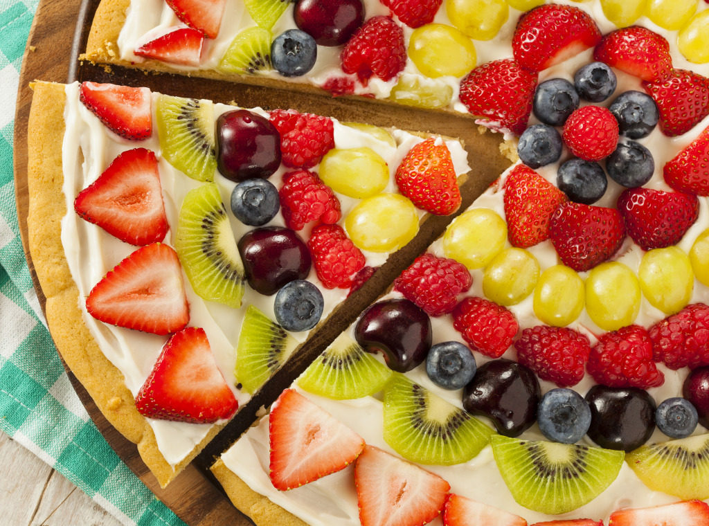 Homemade Fruit Pizza jigsaw puzzle in Fruits & Veggies puzzles on TheJigsawPuzzles.com
