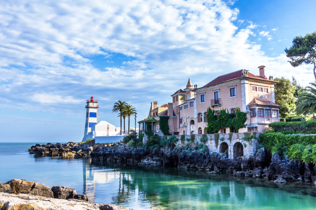 Santa Marta Lighthouse, Cascais, Portugal jigsaw puzzle in Great Sightings puzzles on TheJigsawPuzzles.com