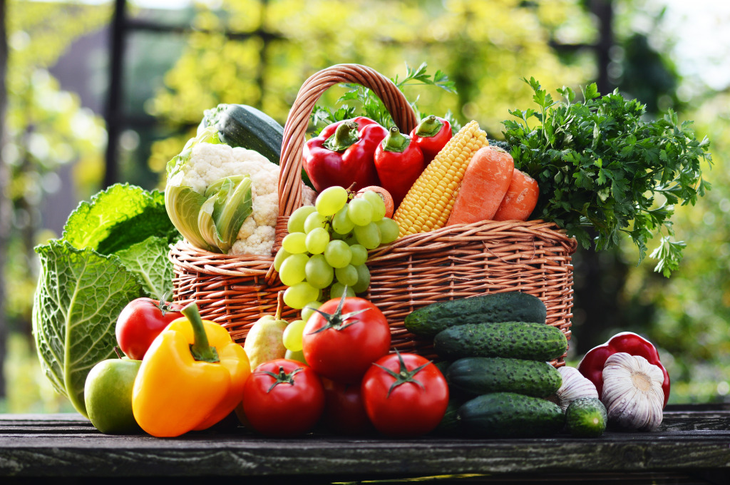 Wicker Basket with Vegetables jigsaw puzzle in Fruits & Veggies puzzles on TheJigsawPuzzles.com