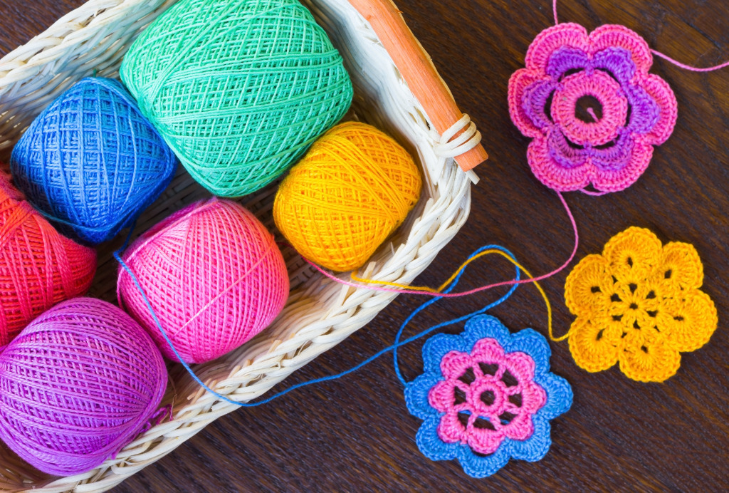 Colored threads in a Basket jigsaw puzzle in Handmade puzzles on TheJigsawPuzzles.com