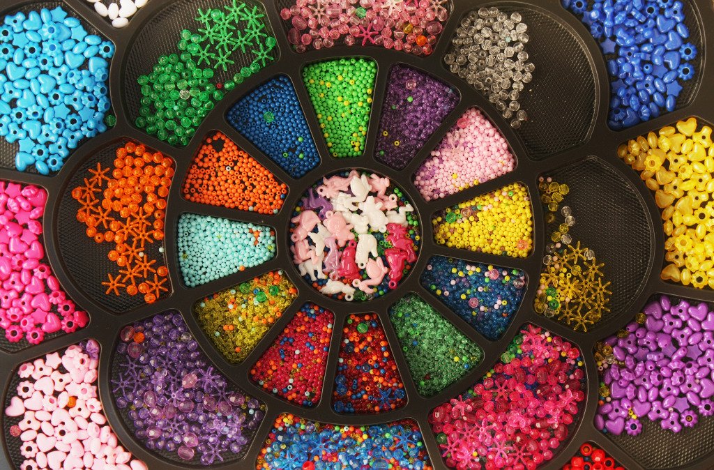 Colorful Beads jigsaw puzzle in Handmade puzzles on TheJigsawPuzzles.com