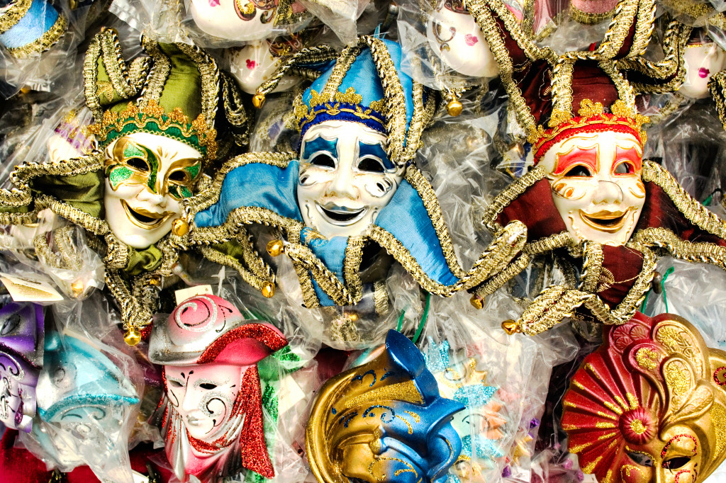 Venetian Carnival Masks jigsaw puzzle in Macro puzzles on TheJigsawPuzzles.com