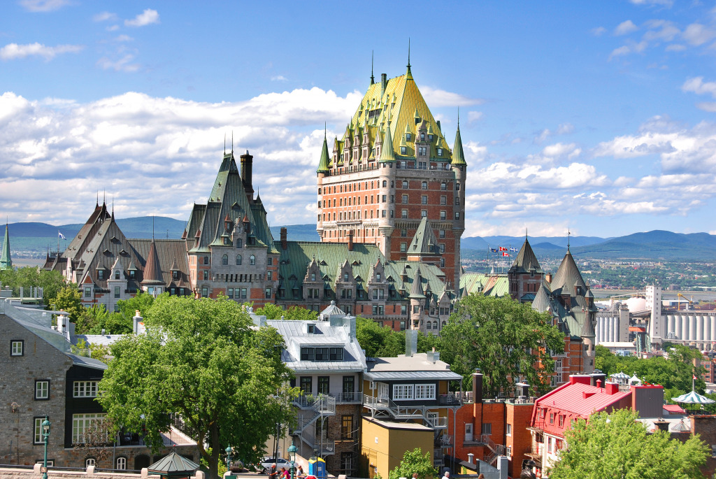 Château Frontenac, Quebec City jigsaw puzzle in Castles puzzles on TheJigsawPuzzles.com