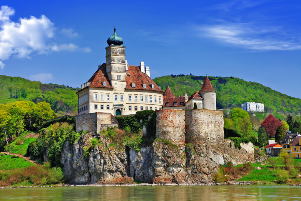 Old Abbey Castle on Danube, Austria jigsaw puzzle in Castles puzzles on TheJigsawPuzzles.com
