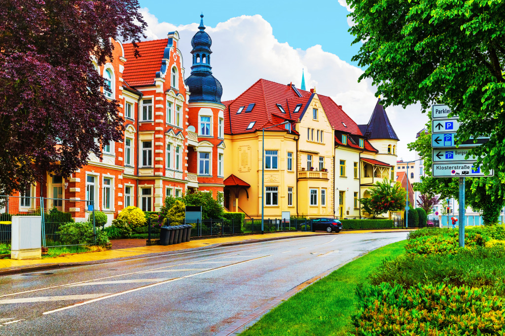 Old Town of Schwerin, Germany jigsaw puzzle in Street View puzzles on TheJigsawPuzzles.com